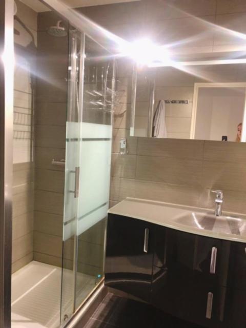 Luxurious Appartment Near The Airport Nicea Zewnętrze zdjęcie